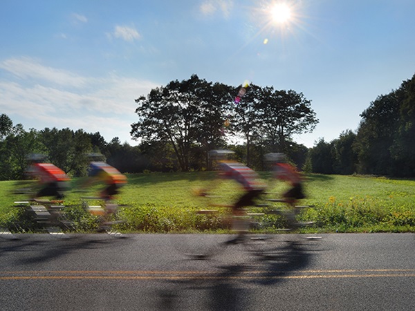 Cyclists in Saratoga Spa State Park